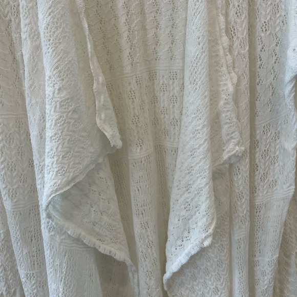 BB Dakota Lace Cardigan - Picture 4 of 8